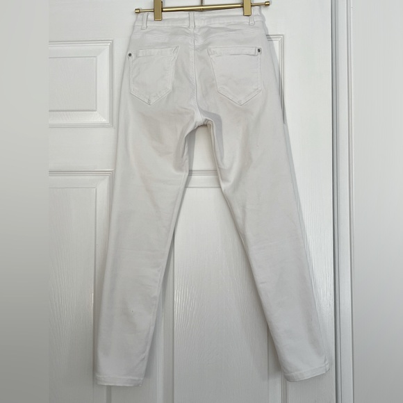 ZARA White Jeans - Picture 3 of 11